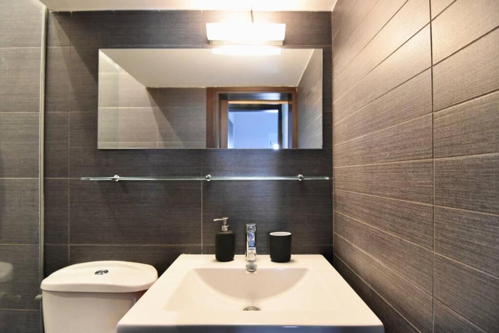 Modern Apartment In The Heart Of The City Yenişehir Dış mekan fotoğraf